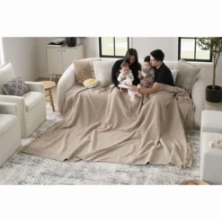 Mina Victory Lifestyle Woven Chenille Indoor Throw Blanket -Mina Victory Shop GUEST 5a72d30e 55e7 4101 a47f a5b4485d94b0